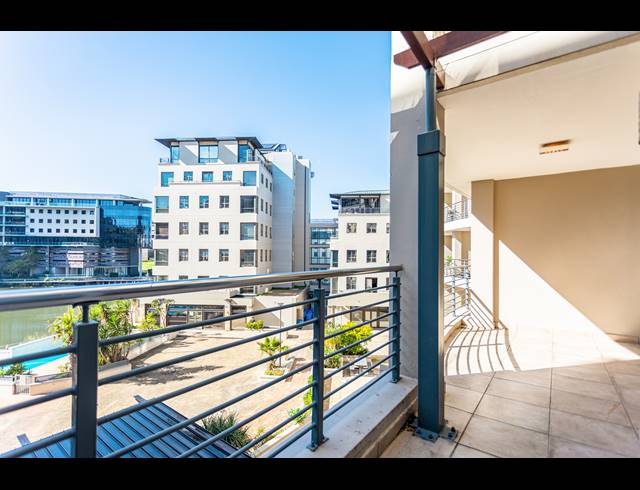 2 BEDROOM APARTMENT SOLD IN TYGER WATERFRONT